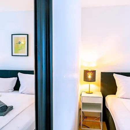 Apartmenthaus Captain Hook شقة