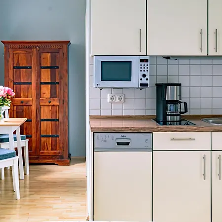 Apartmenthaus Captain Hook * روستوك